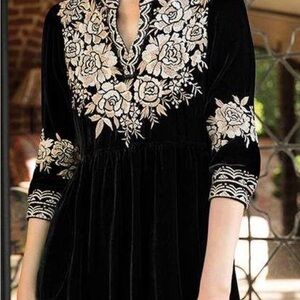 Johnny Was Black & Gold Velvet Mini Dress Embroidered Babydoll Tunic